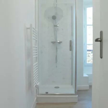La Maison Carree * Μπιαρίτζ